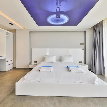 Kalkan Honeymoon וילה קס